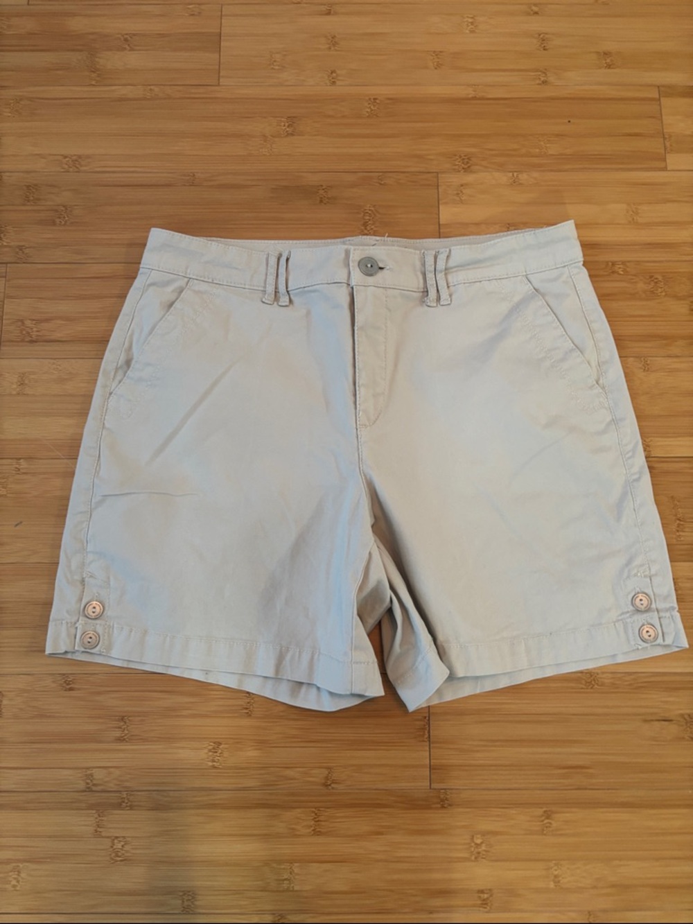 Gloria Vanderbilt Cream Button-Hem Bermuda Shorts